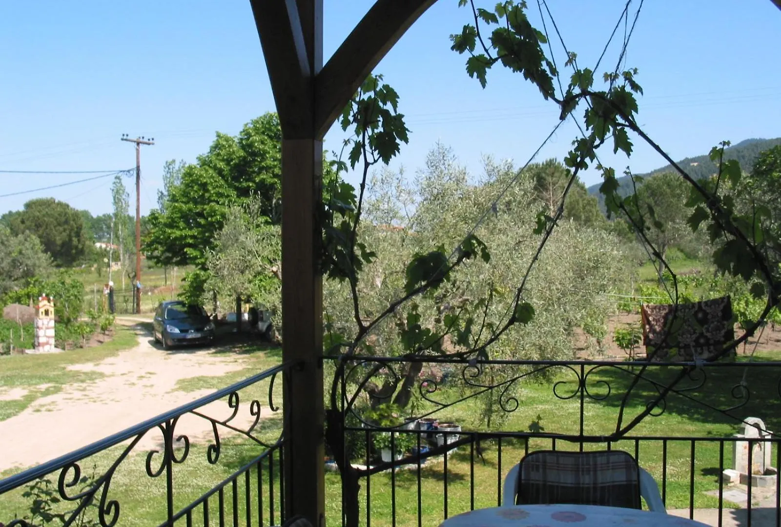 House In Vourvourou With Big Garden For 5 Persons. Villa Holiday home